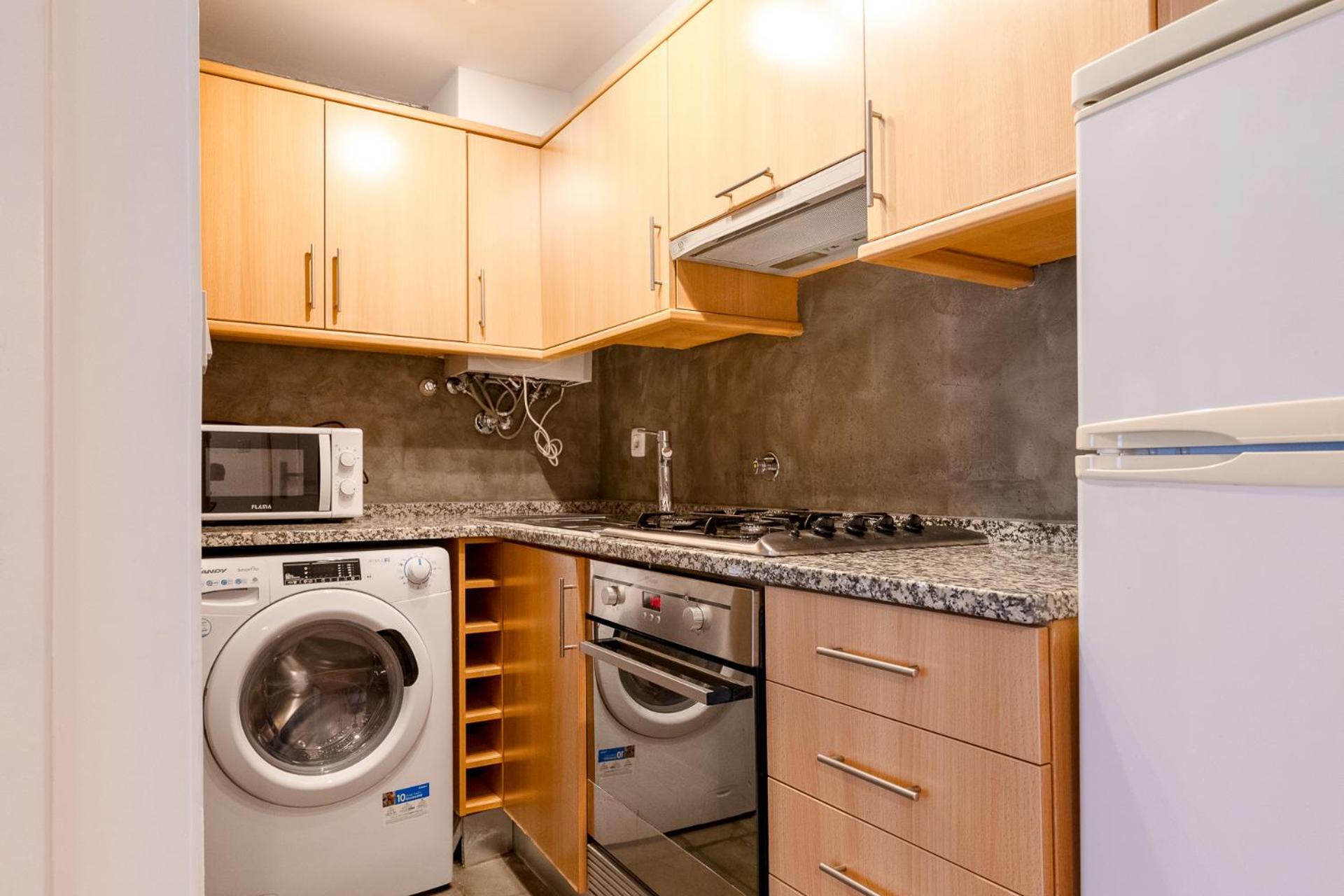 Contemporary Apartment In Chiado 3 Lisbon Luaran gambar